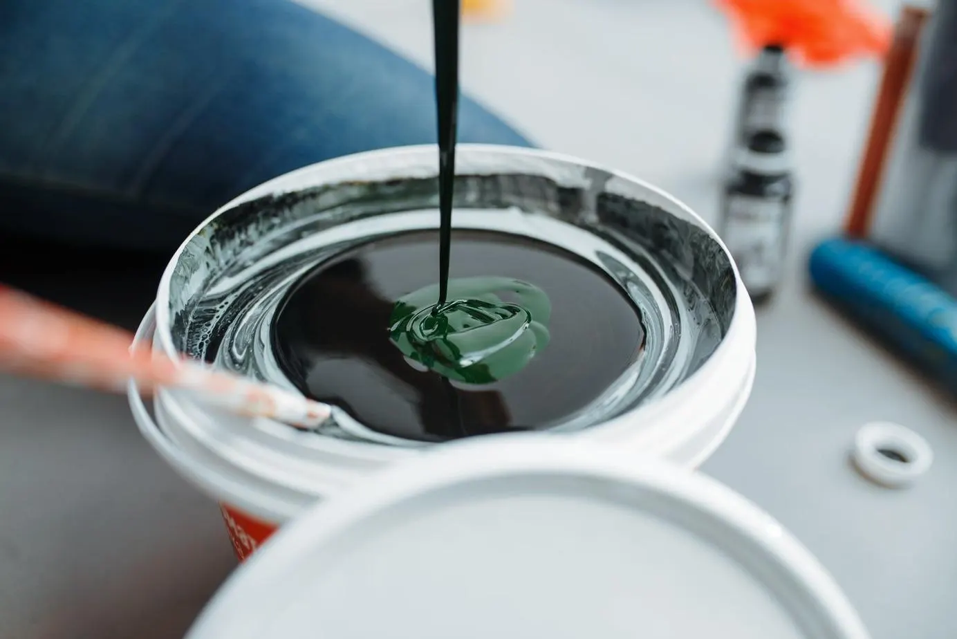 The U.S. Automotive Adhesives Industry, Key Drivers, Innovations, and Market Expansion shared-image
