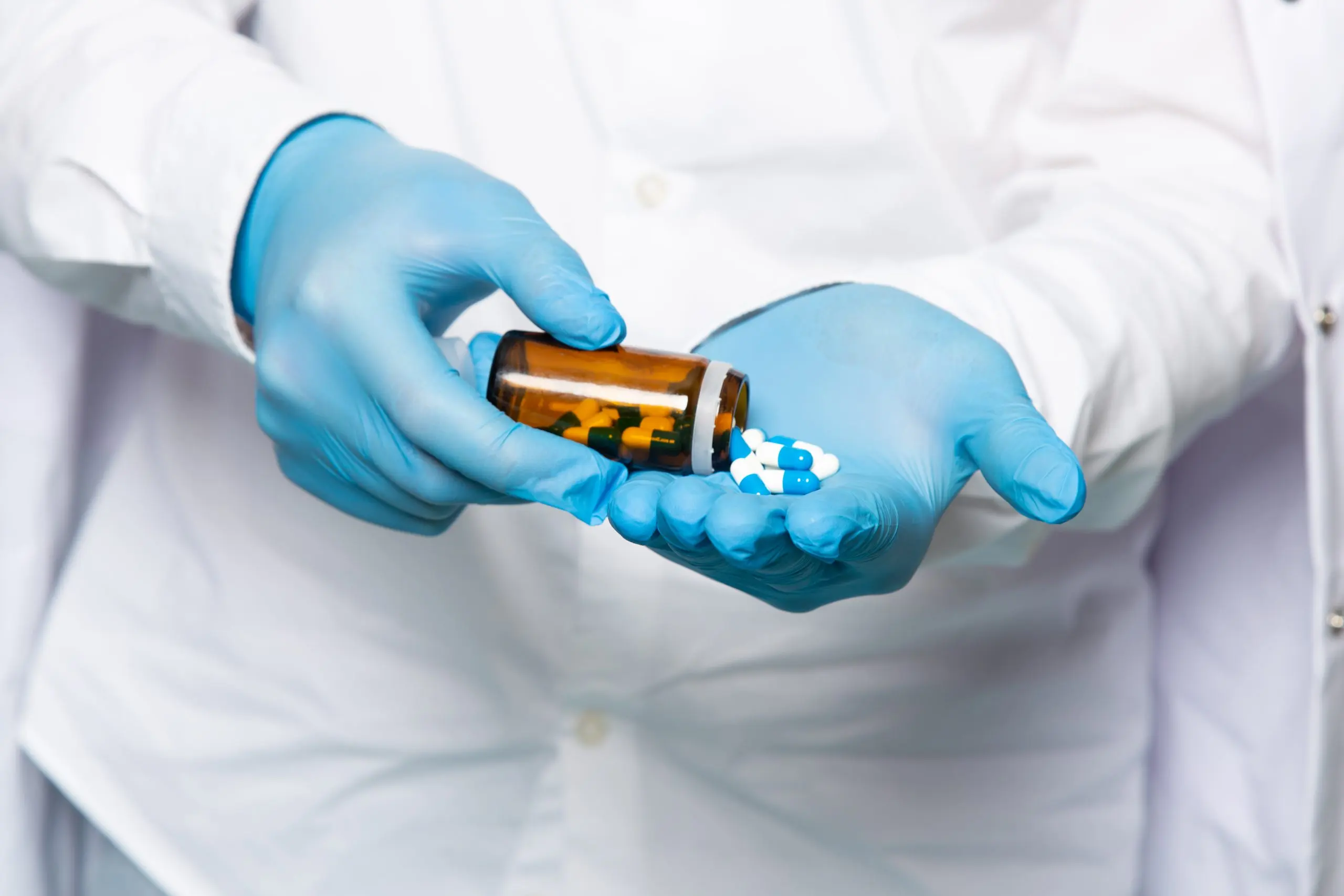 Generic Drug Expansion Accelerates as Healthcare Systems Prioritize Cost Optimization Generic-drug-market-expansion-strategy-scaled