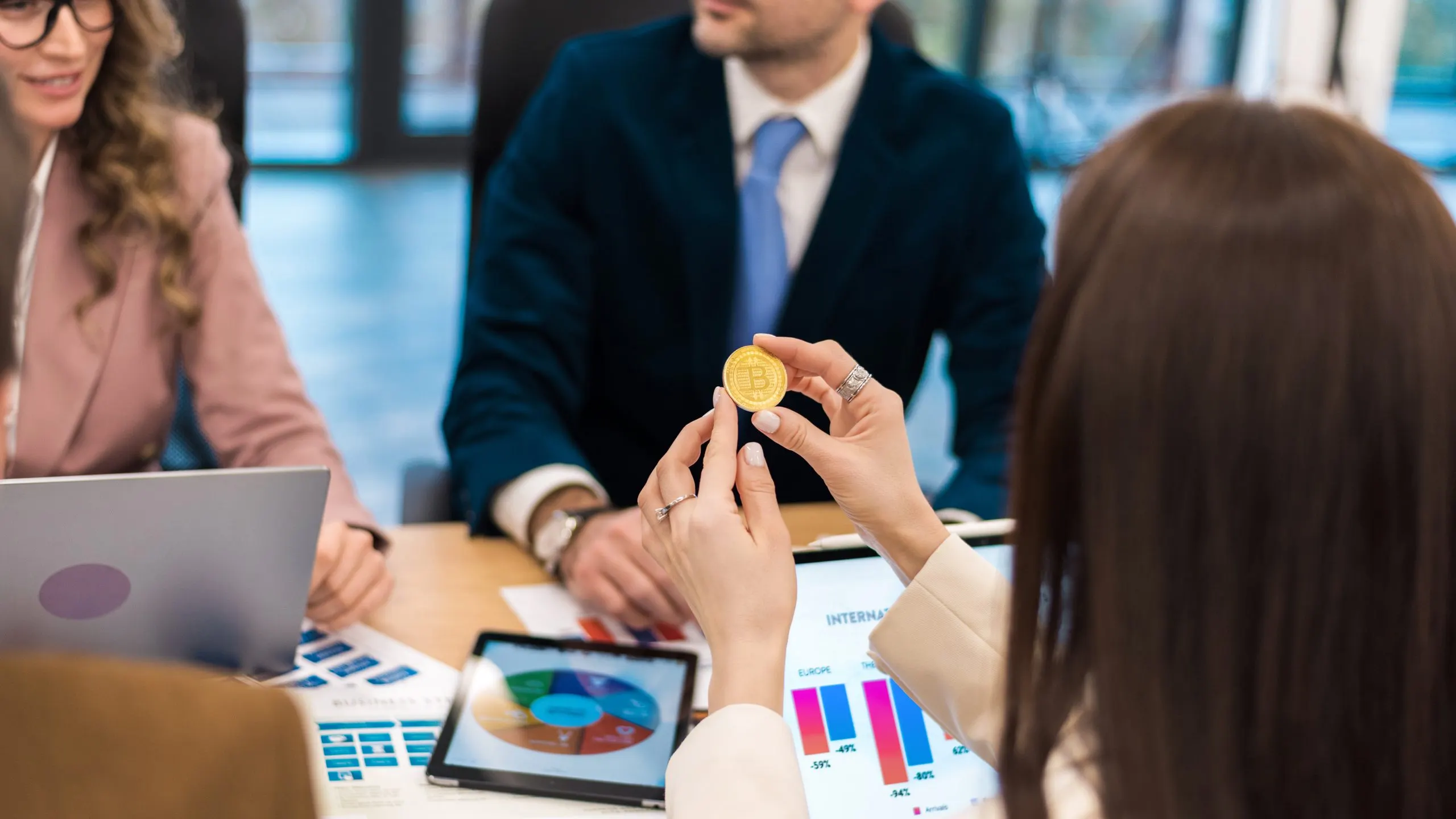 Robo-Advisory Expansion Accelerates as Automated Investing Gains Mainstream Adoption Robo-advisory-market-entry-strategy-scaled