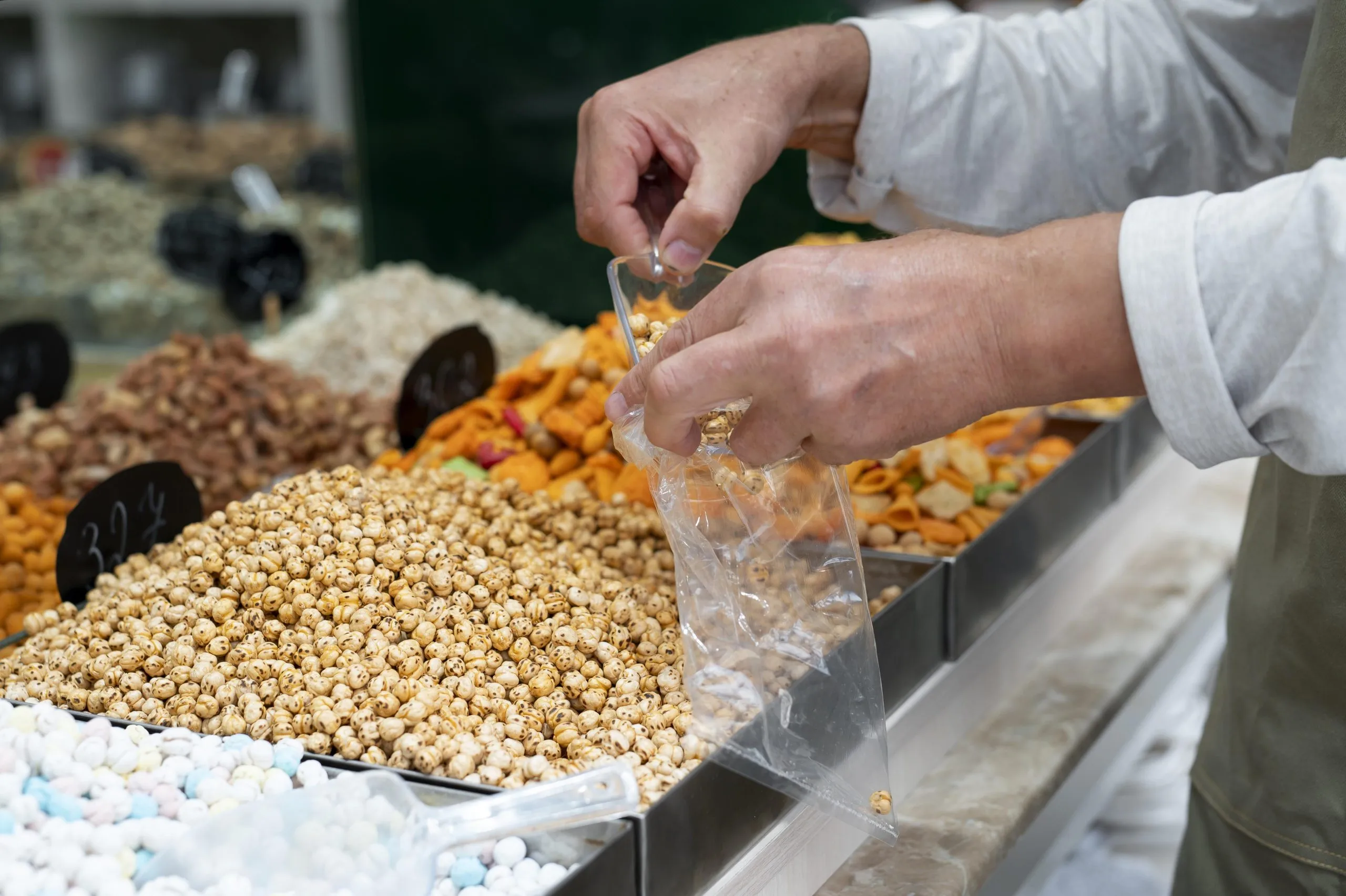 How Grain Market Entry Strategies Navigate Demand, Trade Dynamics and Commodity Volatility grain-market-entry-strategy-scaled