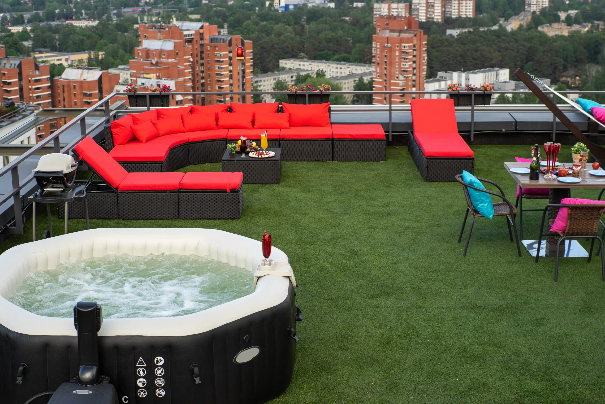 India Artificial Turf Market Outlook Strengthens as Global Market Grows at 8.3 Percent CAGR value relaxing-zone-rooftop-with-furniture-hot-tub-veiw-city-from-top-scaled