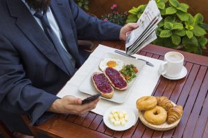 How Food and Beverages Pricing Feasibility Studies Support Launch Decisions in a USD 8 Trillion Global Food Market 