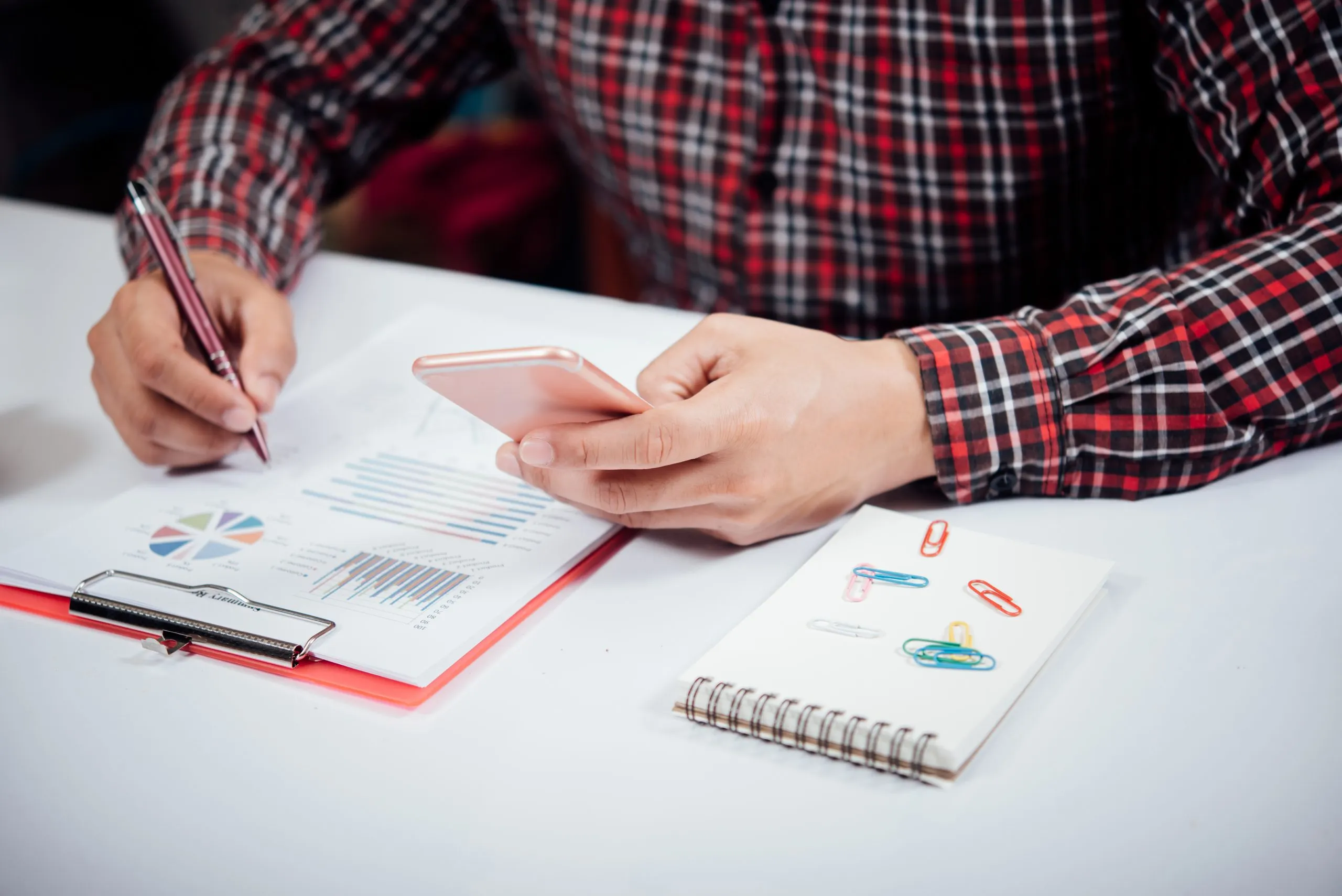 Pricing Strategies in Saudi Arabia’s Rapidly Growing Retail Market Under Vision 2030 Saudi-Arabia-retail-pricing-analysis-services-scaled