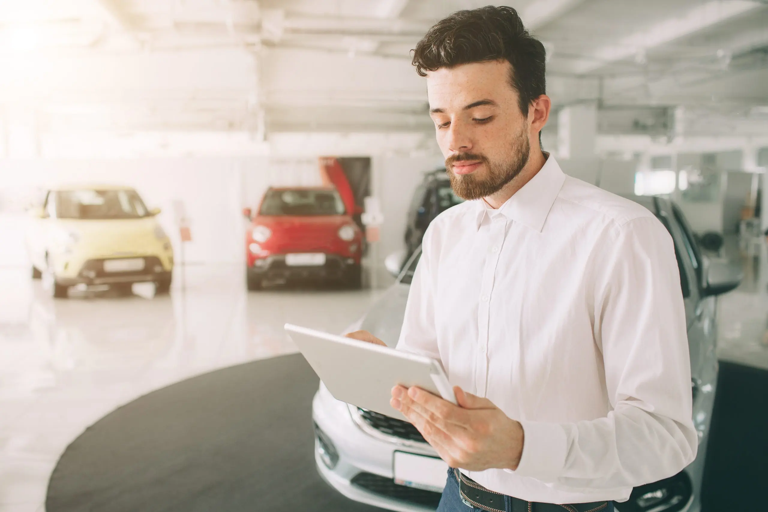 How Value-Based Pricing Helps Automotive Brands Capture Premium Positioning Without Sacrificing Volume automotive-value-based-pricing-strategy-scaled