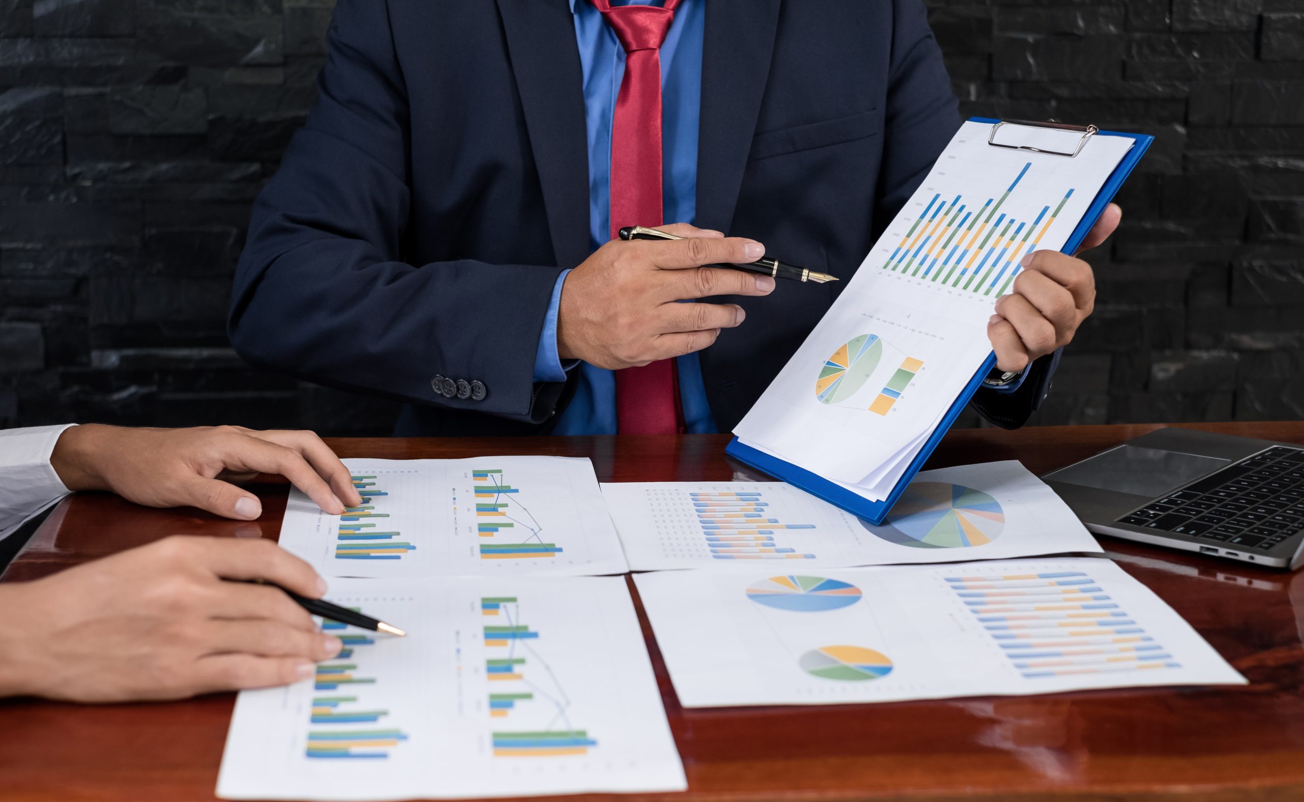 How Competitor Pricing Analysis Helps Banks Strengthen Product Positioning and Profitability bank-competitor-pricing-analysis-scaled