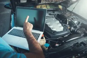 Comparing Engine Component Prices Across OEM and Aftermarket Supply Ecosystems 