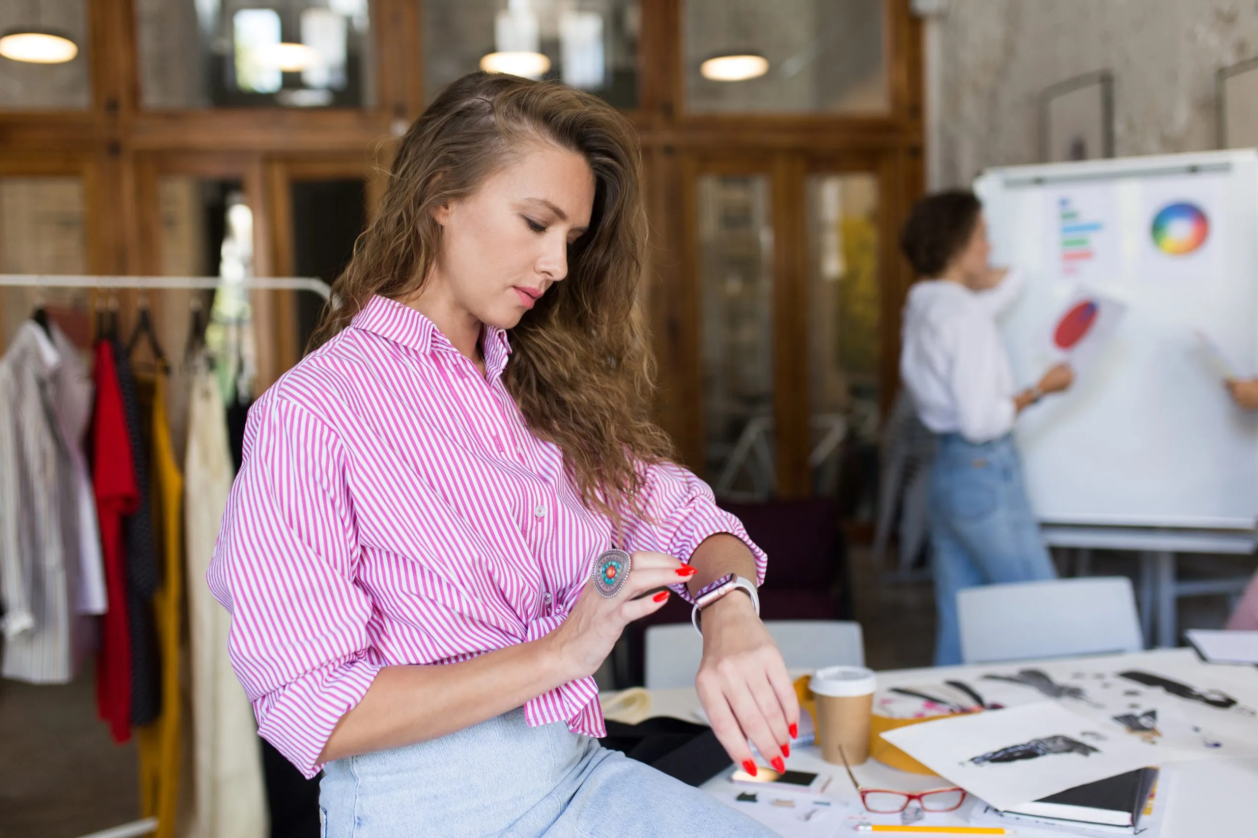 Fashion Pricing Sensitivity Analysis for Brands Managing Seasonal Demand and Discount Cycles fashion-retail-pricing-sensitivity-analysis-scaled