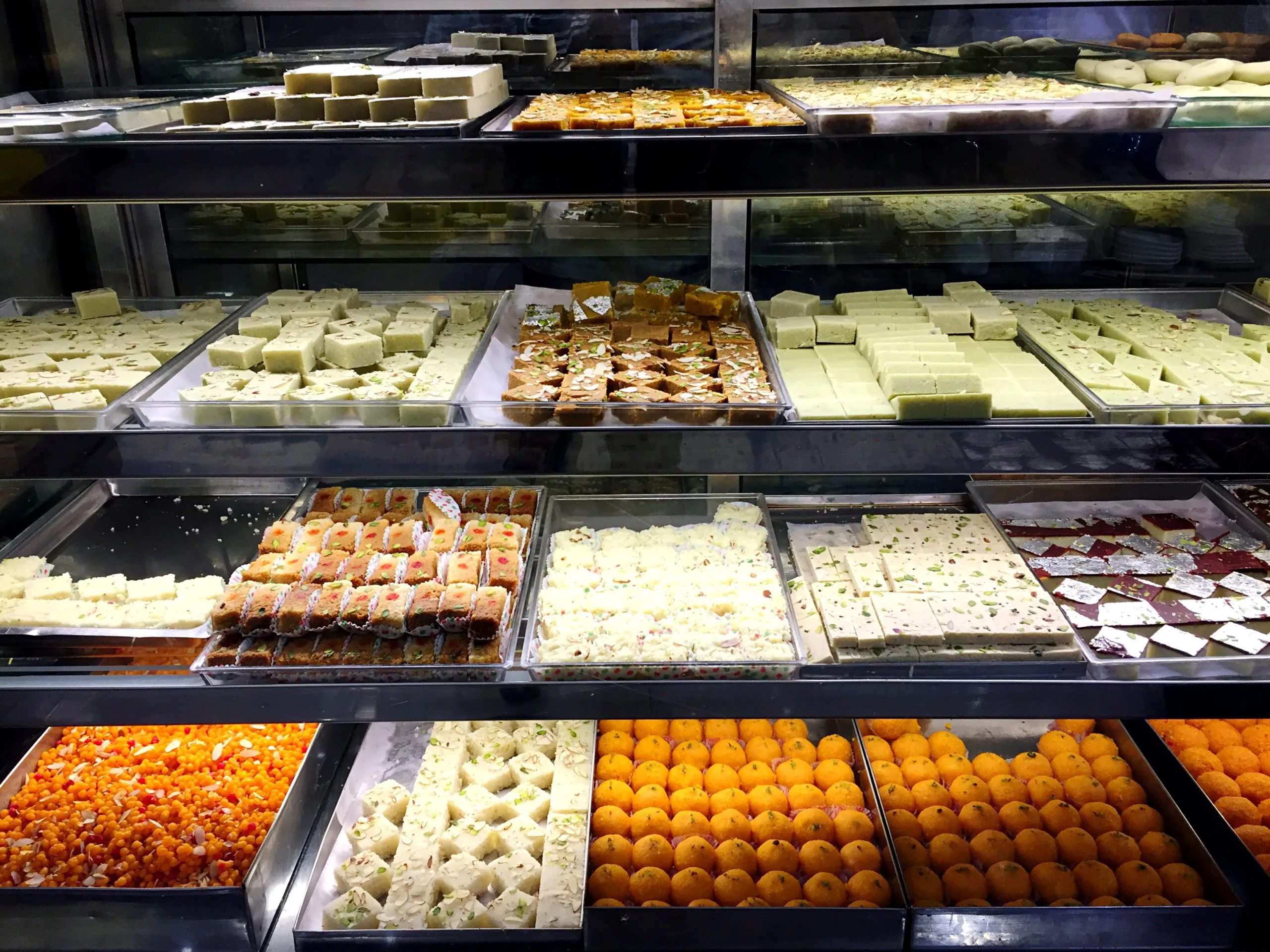 India Dairy Desserts Market Expected to Reach USD 435 Million Driven by Rising Demand for Convenient and Premium Dairy Treat high-angle-view-ice-cream-sale-store-scaled