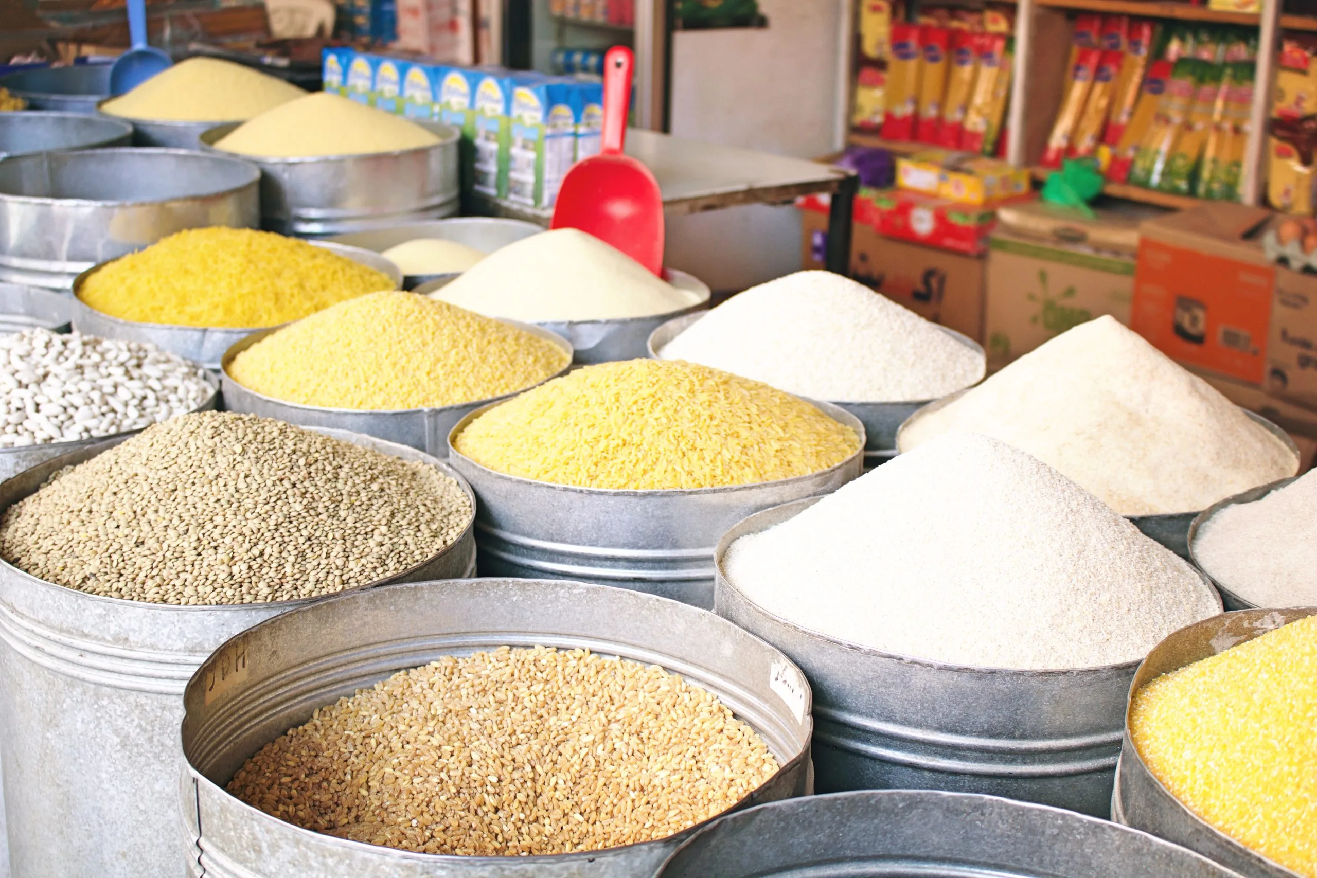 USA Food Additives Market Outlook to 2035 various-fruits-sale-market-stall-scaled