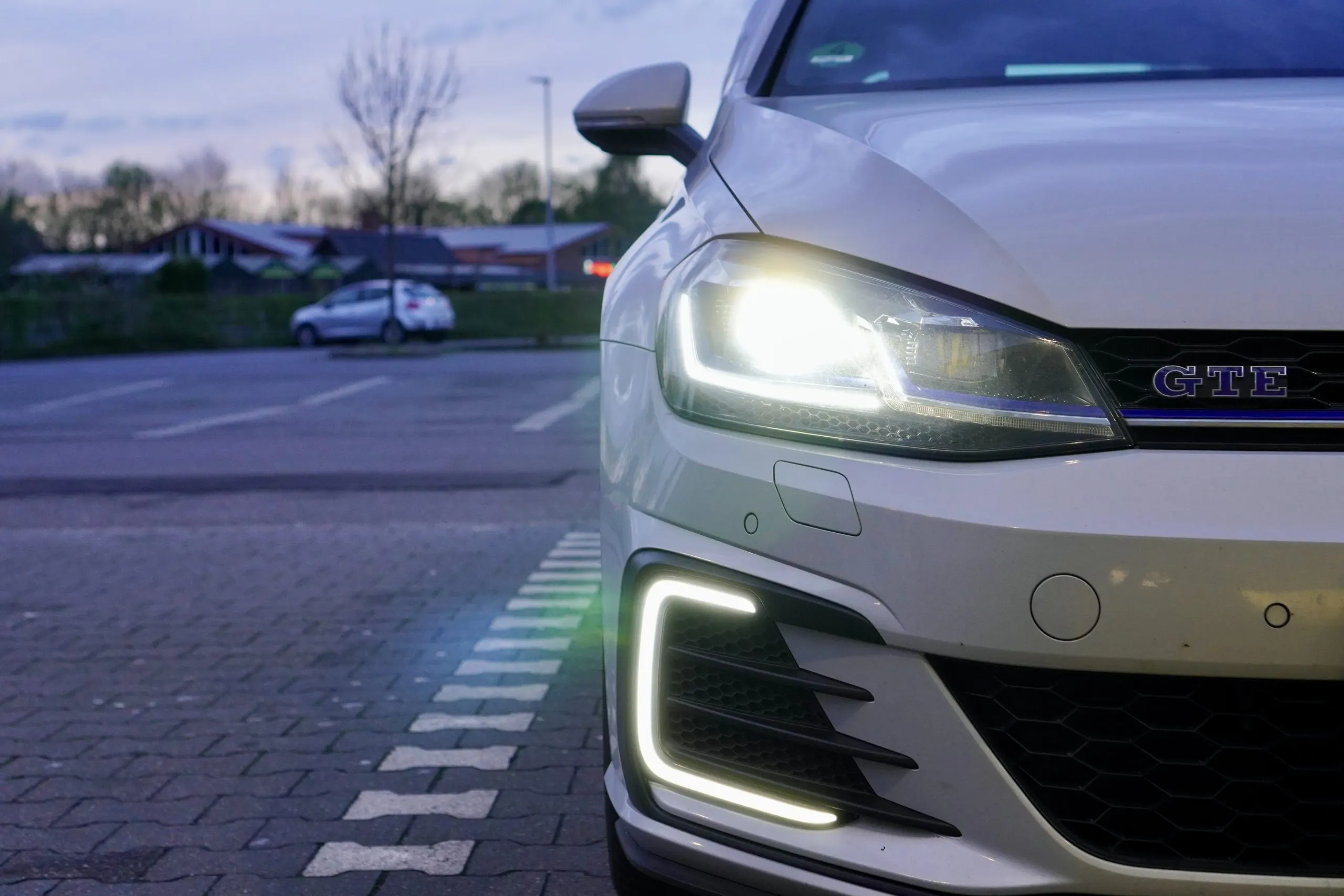 UK Automotive Smart Headlight Market Outlook to 2035 UK-Automotive-Smart-Headlight-Market-scaled