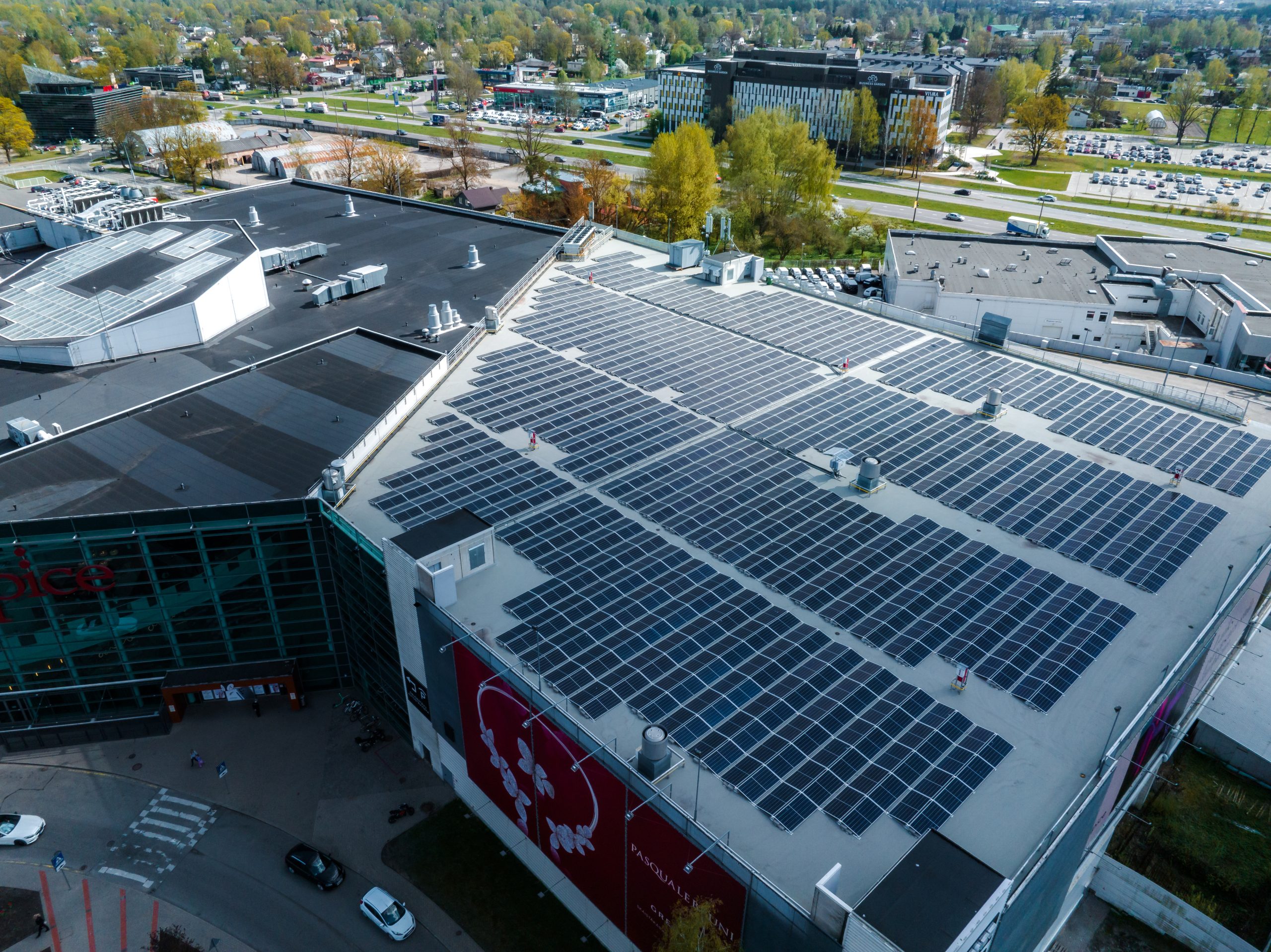 UK Solar Energy Storage Market Outlook to 2035 UK-Solar-Energy-Storage-Market-scaled