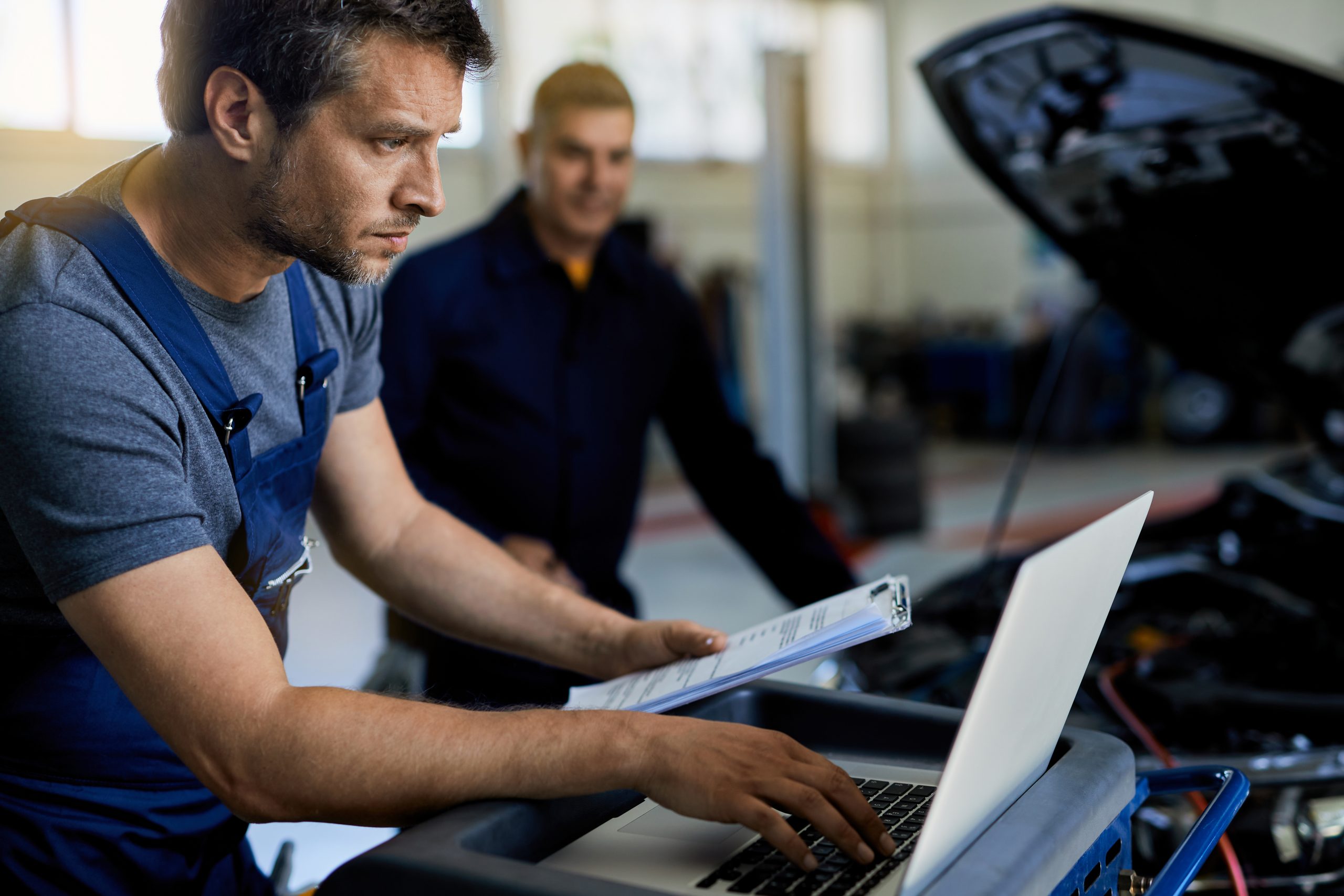 Can Your Automotive Offering Win in a New Market? Testing Demand, Competition, Pricing, and Channel Readiness automotive-market-entry-feasibility-scaled