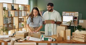 Marketplace, D2C, or Omnichannel? Choosing the Right Ecommerce Distribution Model for Market Entry 