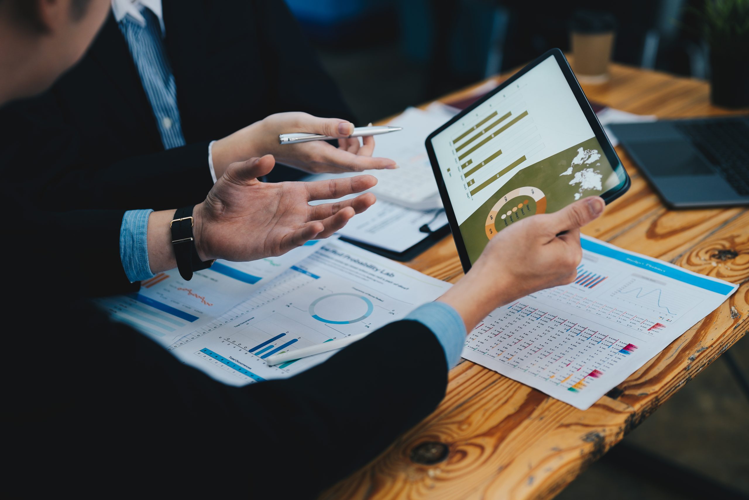 Direct, Distributor, Marketplace, or Partner-Led? How Should Technology Vendors Reach Customers? Technology-distribution-channel-assessment-scaled