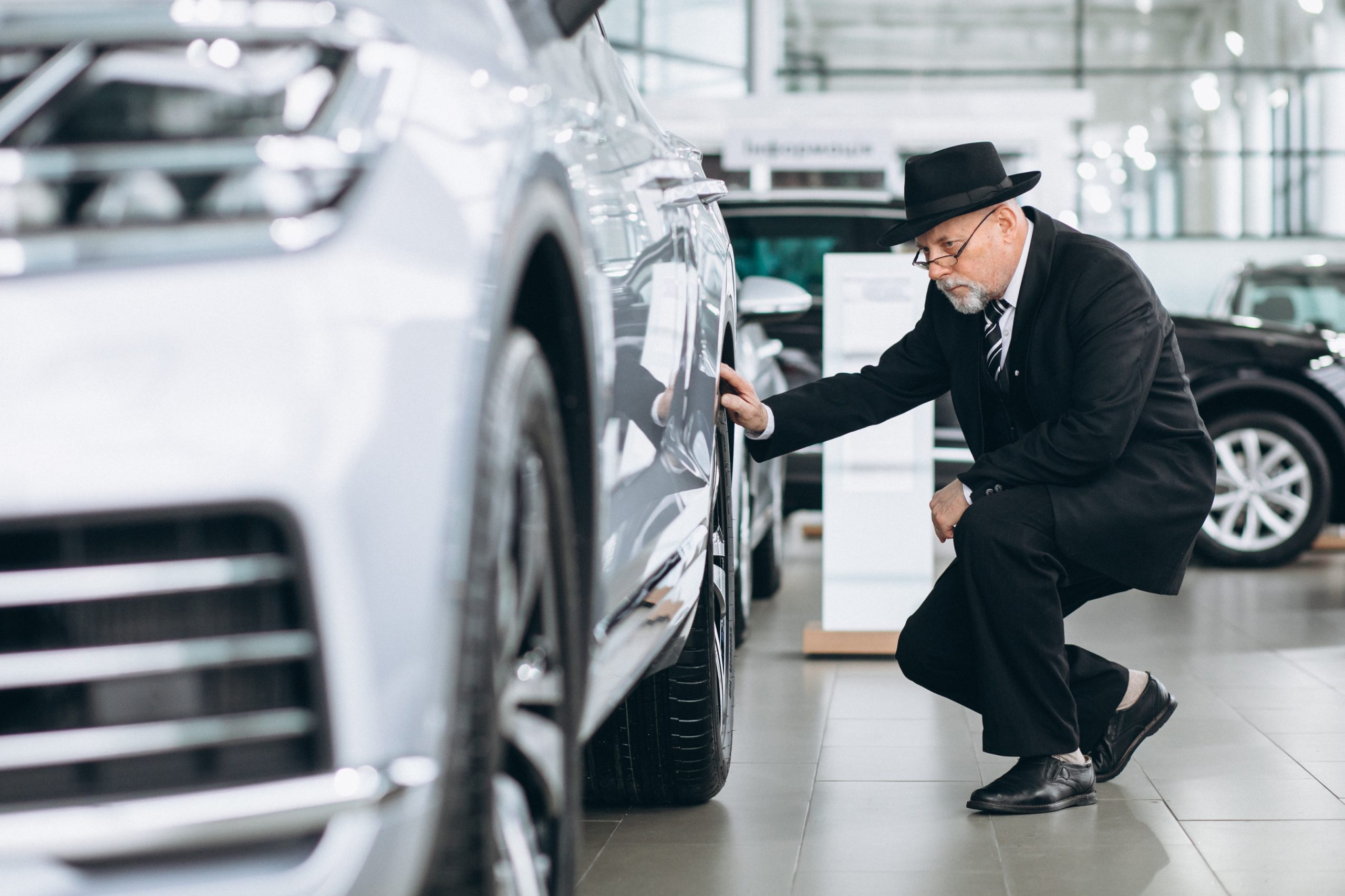 UAE-Automotive-Motors-Market-scaled