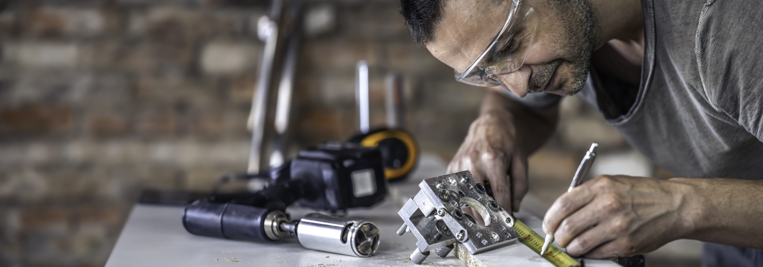 KSA Gaskets and Seals Market Expands Through Oil Gas Investment and Rising Industrial Equipment Requirements carpenter-process-professional-tool-precision-drilling-wood-scaled