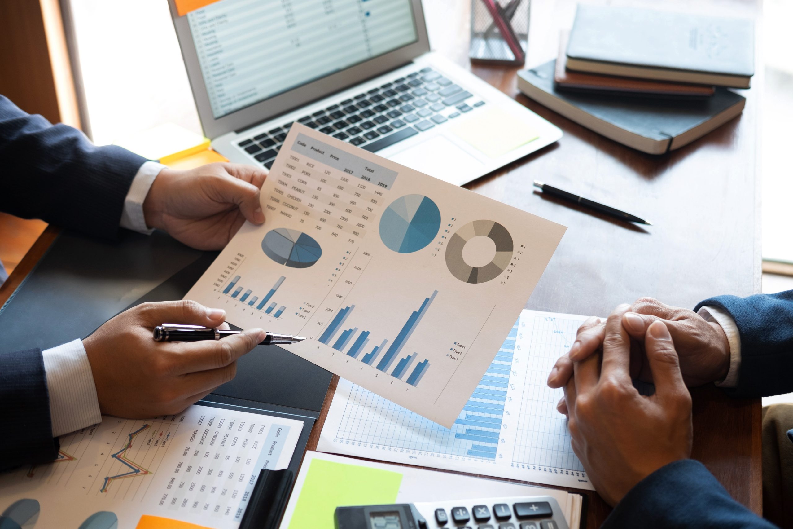 Financial Services Investment Analysis: Mapping opportunities across banking, fintech, insurance, and wealth financial-services-investment-opportunity-analysis-scaled