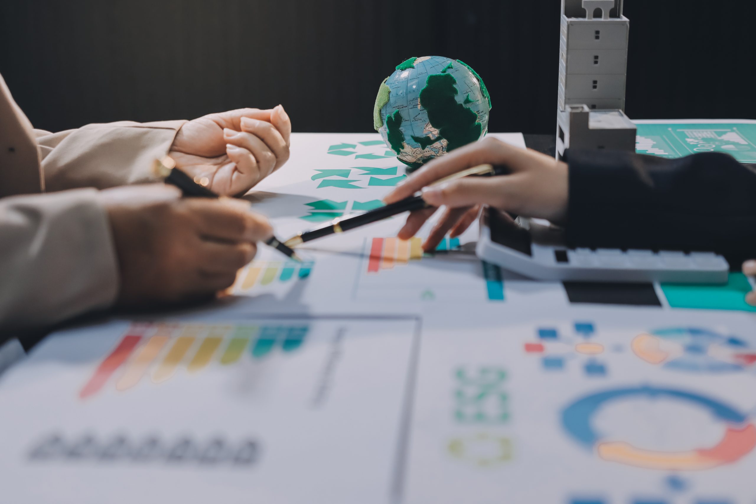 How Different Are Education Opportunities Across Countries? Comparing Demand, Affordability, and Market Structure global-education-market-research-consulting-scaled