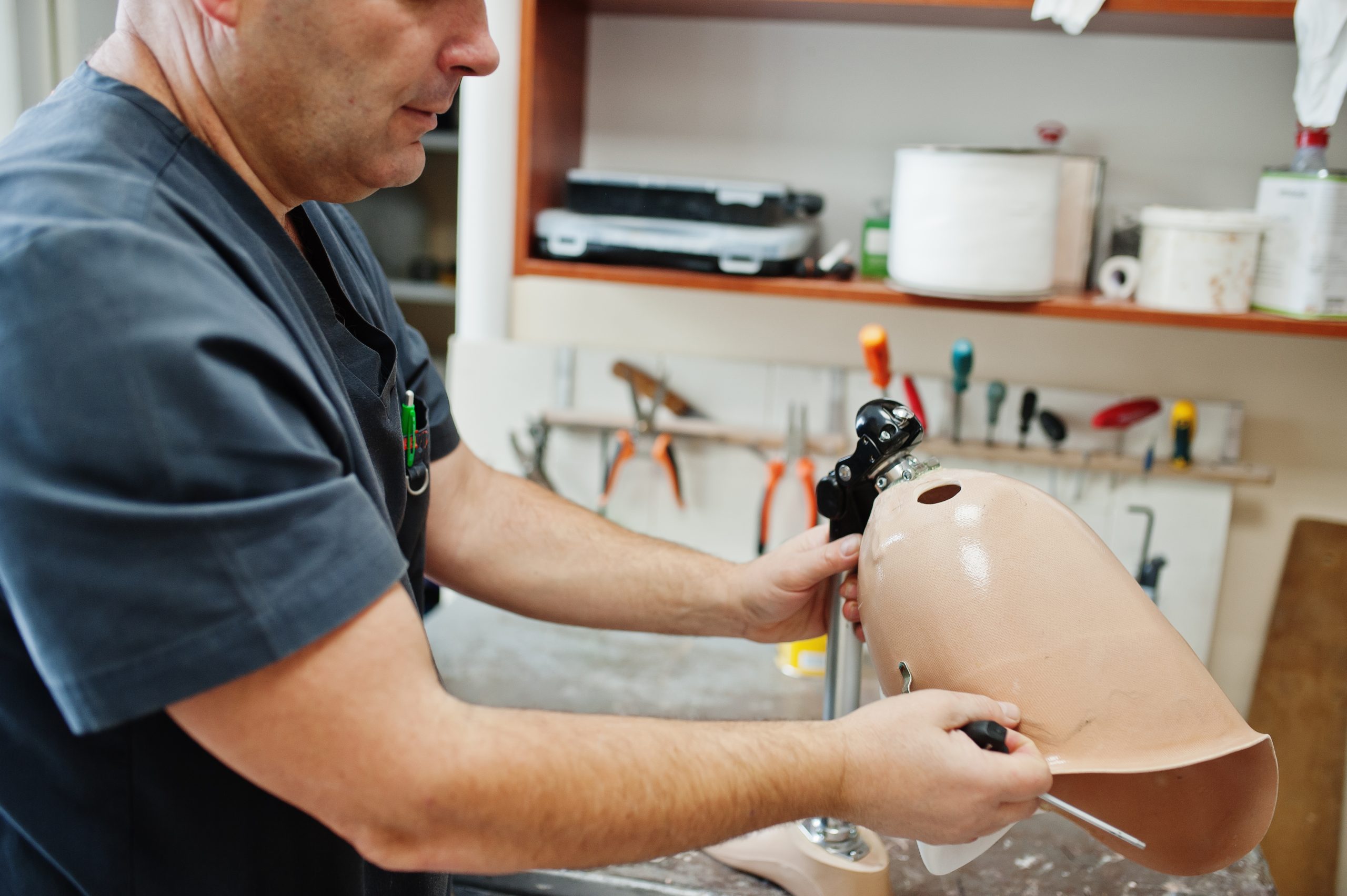 Philippines Advanced Ceramics Market Trends Highlight 7% Growth and Advanced Material Adoption Opportunities prosthetist-man-making-prosthetic-leg-while-working-laboratory-scaled
