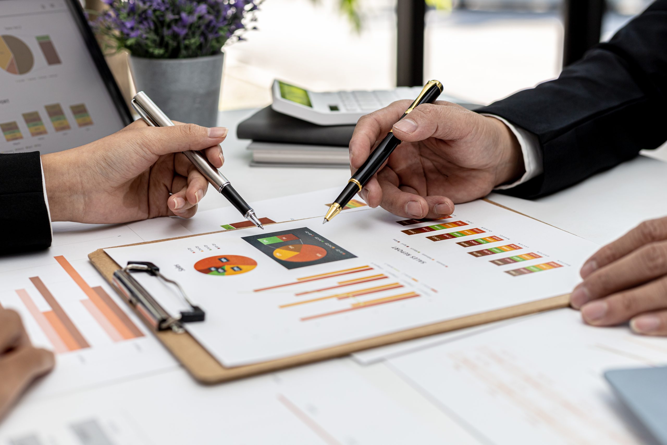Where Is QSR Demand Expanding? Mapping Customer Missions, Pricing, Formats, and Competition QSR-market-assessment-consulting-scaled
