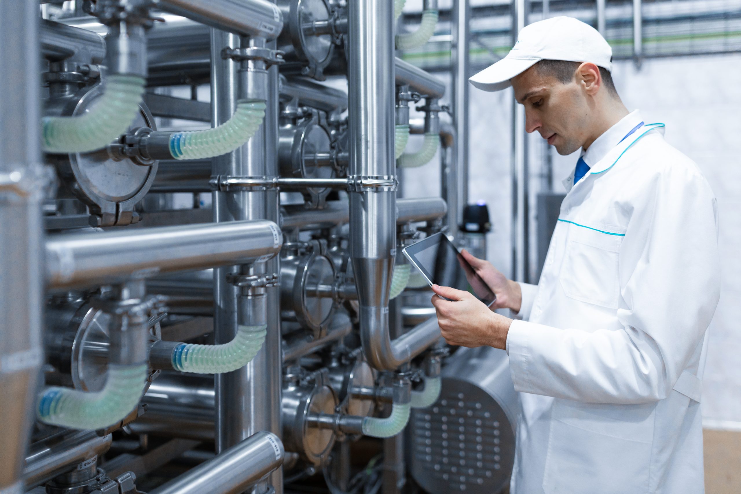 Qatar-Ambient-and-Industrial-Air-Quality-Monitoring-Systems-Market-scaled