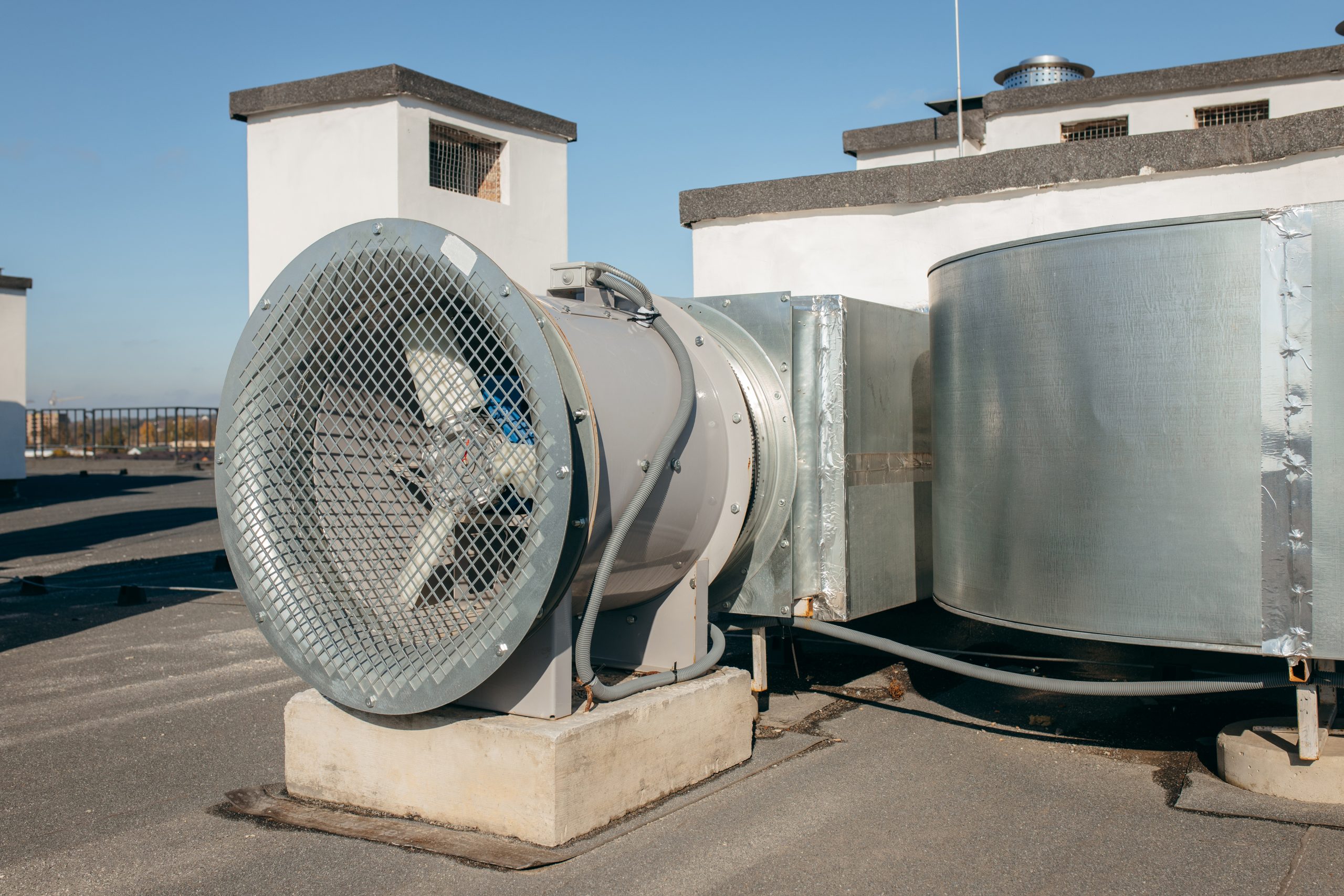 UK Air Separation Unit Market Outlook to 2035 air-ventilation-roof-multistory-building-scaled