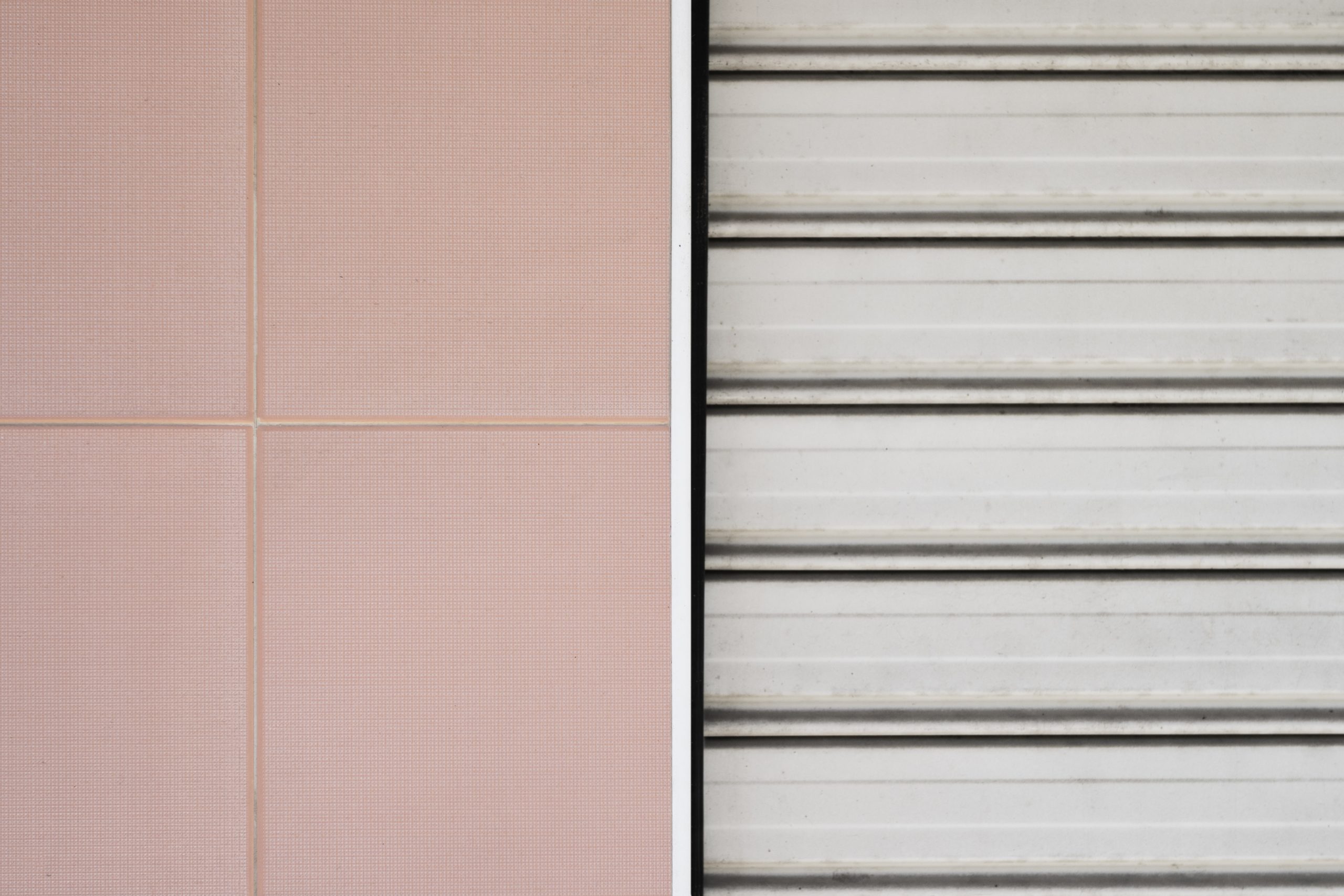 contrasting-outdoor-texture-design-scaled