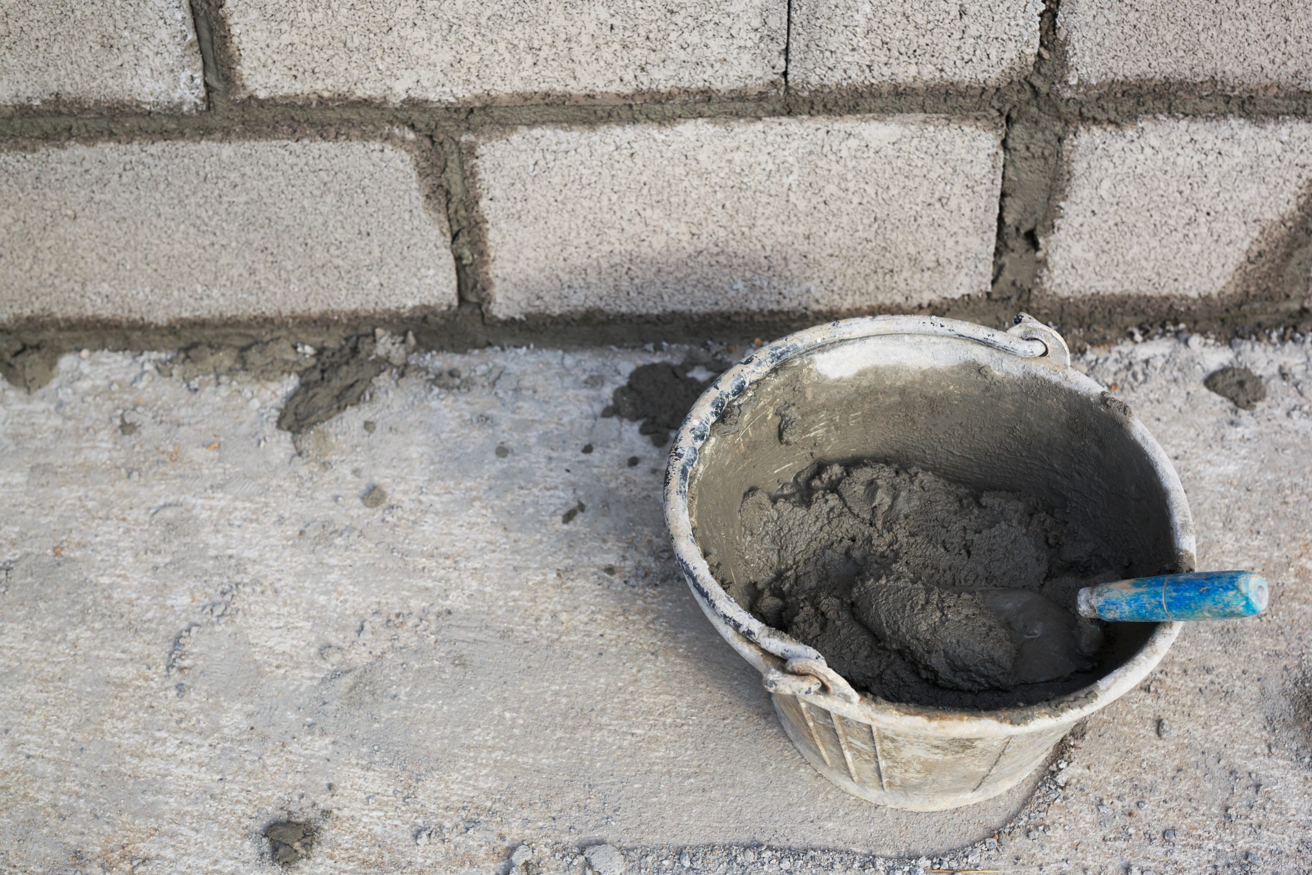 US Concrete Admixtures Market Outlook to 2035 mixing-concrete-is-mixing-concrete-mixtures-such-as-cement-stone-gravel-sand-water-other-admixtures-such-as-concrete-admixtures-scaled