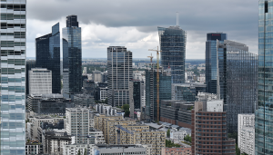 Contract Lifecycle Management in Poland: Market Insights and Strategic Pathways